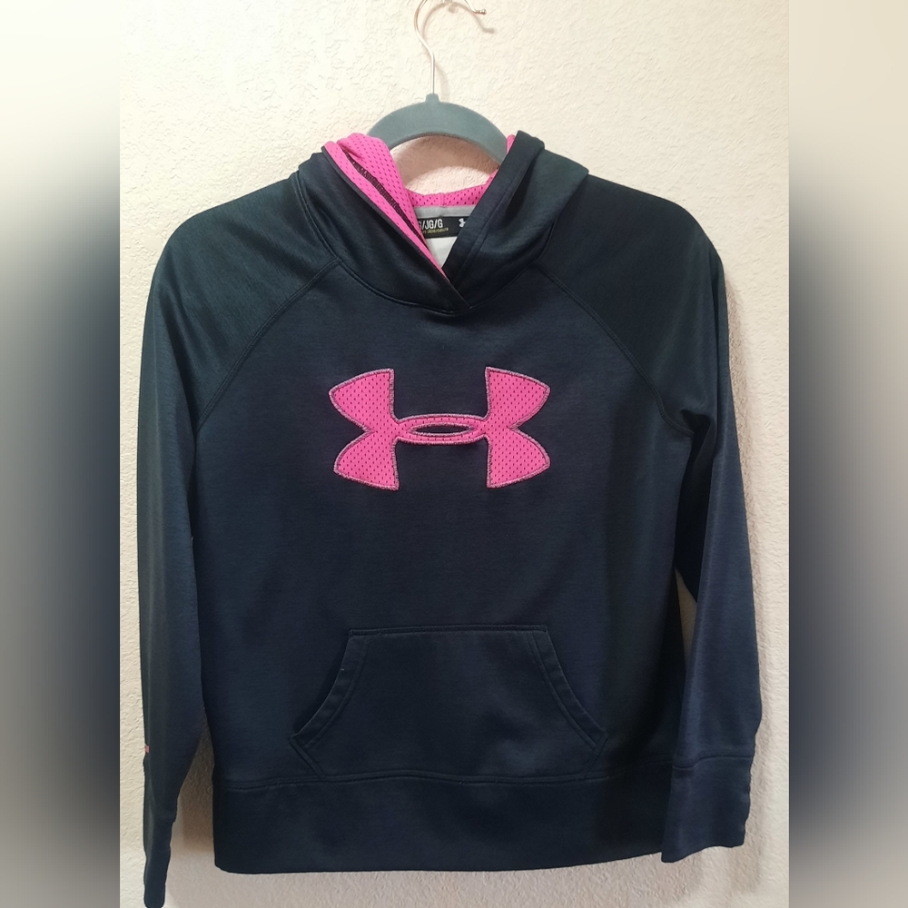 Under Armour Girls hoodie